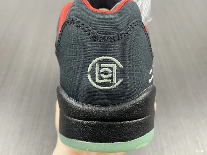 Bmlin 5 Jordan Anthracite Air Retro DM4640-036 0821